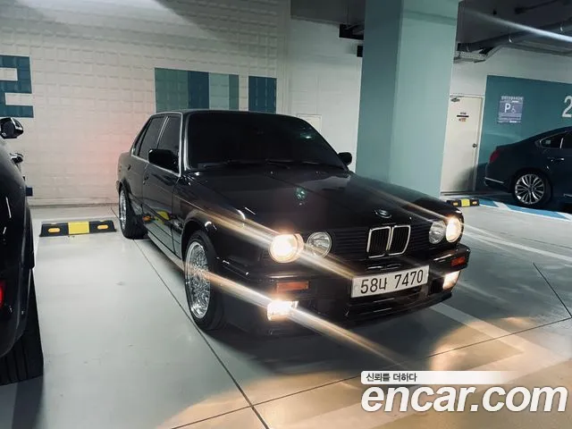 BMW 3 320i E30