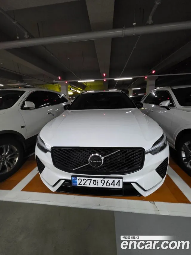 Volvo XC60 2 B5