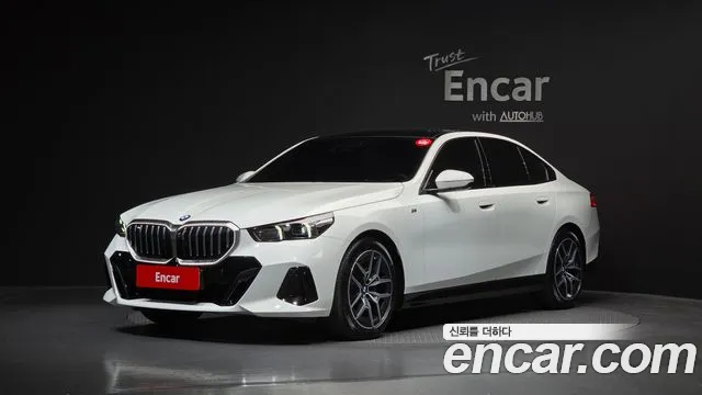 BMW 5 (G60) 520i M