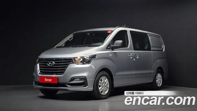 Hyundai The New Grand Starex 5