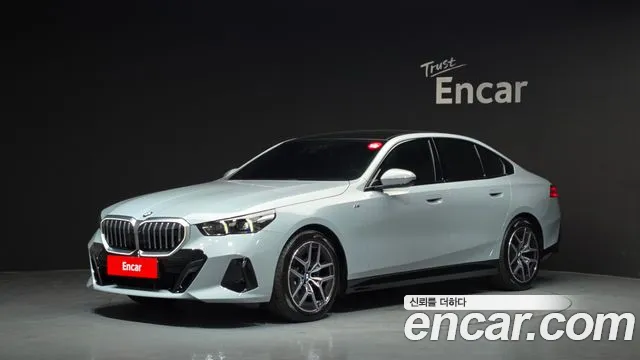 BMW 5 (G60) 520i M