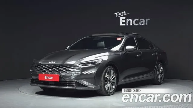 Kia K8 Hybrid Signature