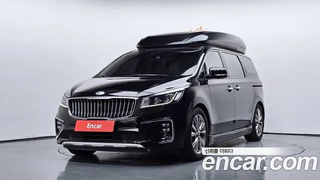 Kia The New Carnival Gasoline 9