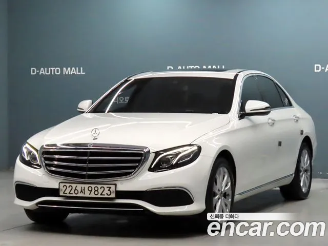 Mercedes-Benz E- W213 E220d 4MATIC Exclusive