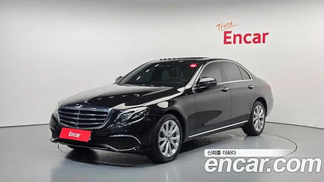 Mercedes-Benz E- W213 E300 4MATIC Exclusive