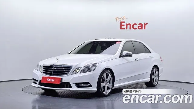 Mercedes-Benz E- W212 E300