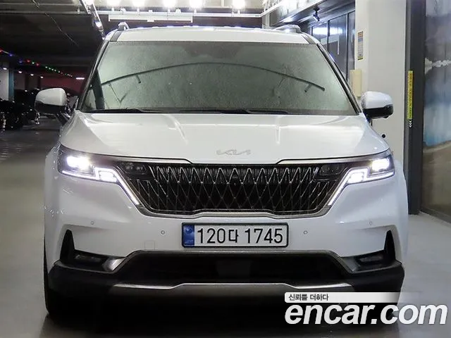 Kia Carnival 4 Gasoline 7 Noblesse