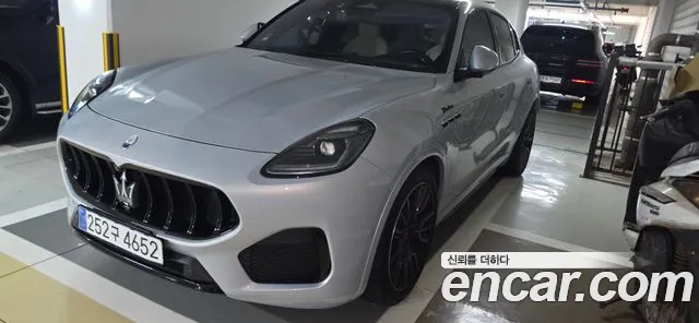 Maserati 2.0 AWD