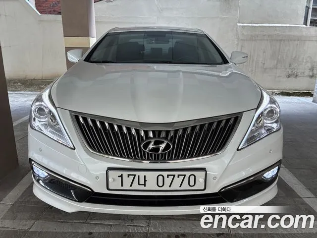 Hyundai Grandeur HG HG240