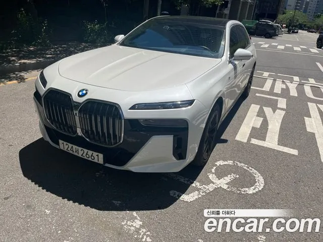 BMW 7 (G70) 740i xDrive M