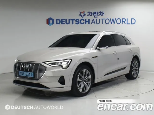 Audi e- 55