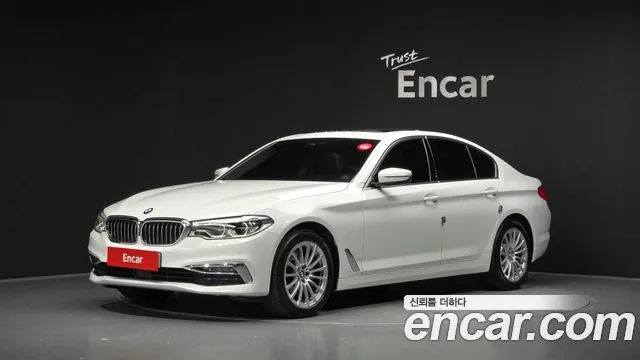 BMW 5 (G30) 520i