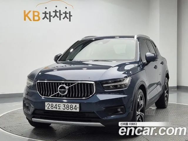 Volvo XC40 T4