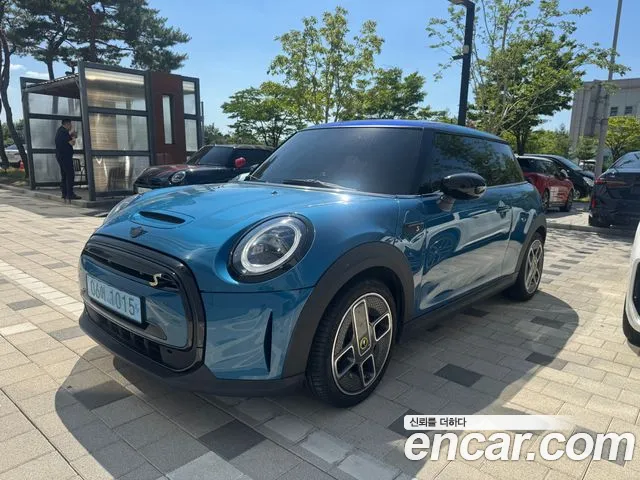 MINI Cooper ZE 3