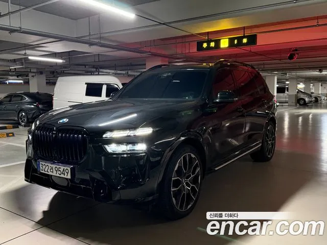 BMW X7 (G07) xDrive 40i M 7