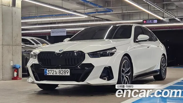 BMW 5 (G60) 520i M