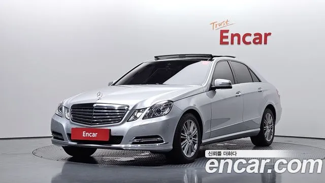 Mercedes-Benz E- W212 E300