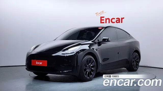 Tesla Y RWD