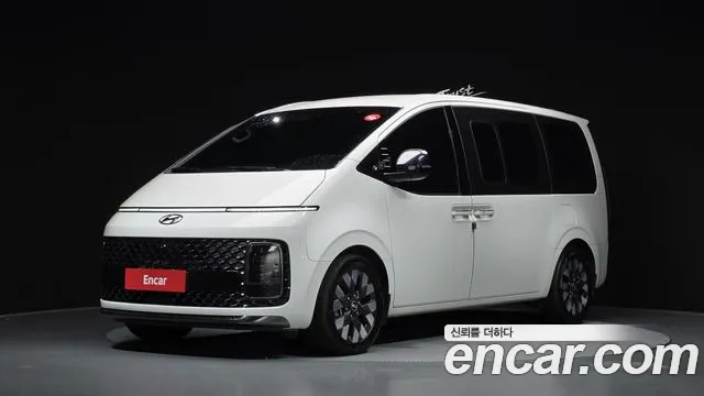 Hyundai Staria L3.5 7
