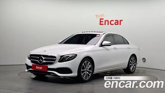 Mercedes-Benz E- W213 E300 4MATIC
