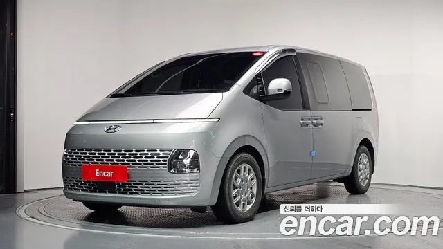 Hyundai Staria 5
