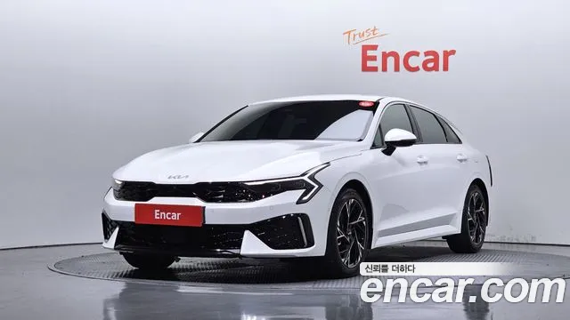 Kia The New K5 3 2.0 LPi Signature