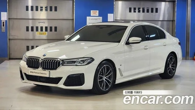 BMW 5 (G30) 520i M