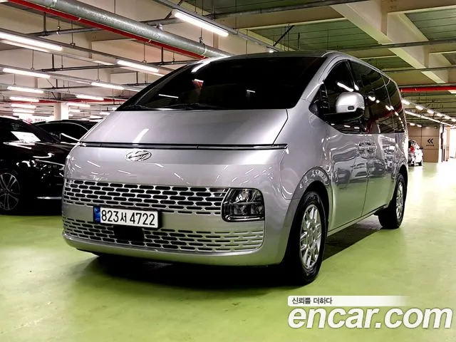 Hyundai Staria 5