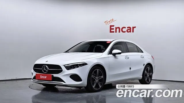 Mercedes-Benz A- W177 A220