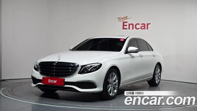 Mercedes-Benz E- W213 E220d Exclusive
