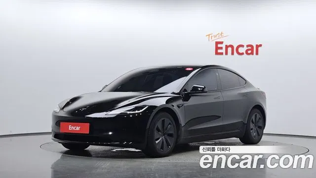 Tesla 3 AWD