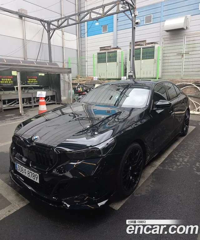 BMW 5 (G60) 520i