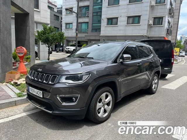 Jeep 2 2.4 Limited 2WD
