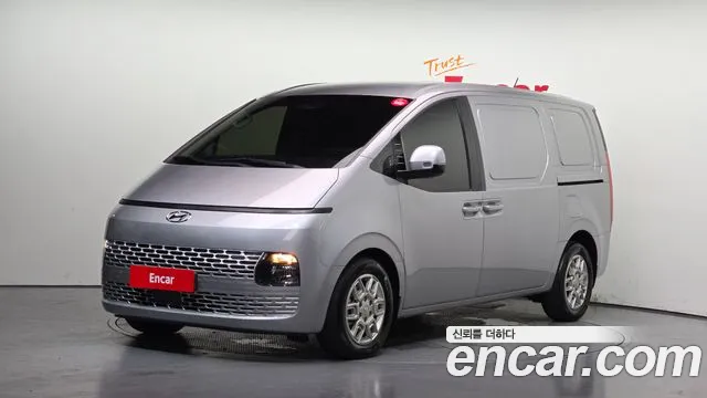 Hyundai Staria 3