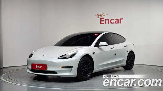 Tesla 3 AWD