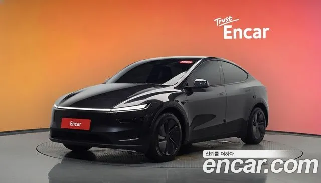 Tesla Y AWD
