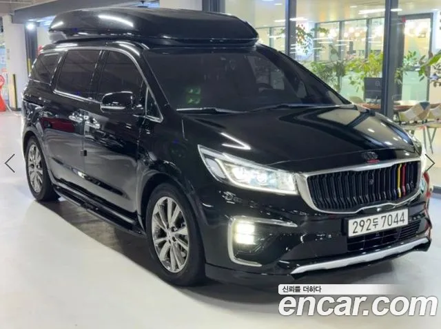 Kia The New Carnival 9 Noblesse