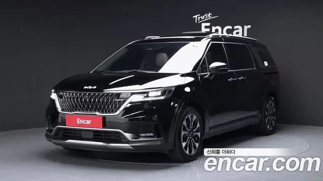 Kia Carnival 4 Gasoline 7 Signature