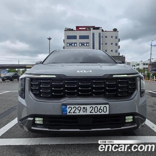Kia The New Carnival 4 9