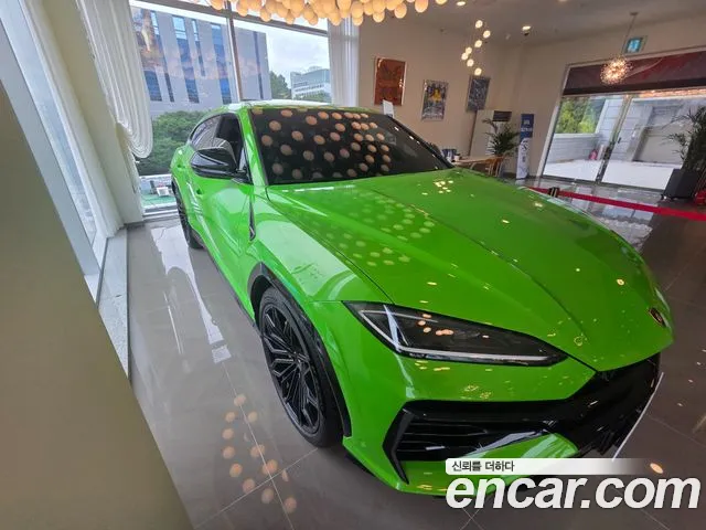 Lamborghini 4.0 V8 SE