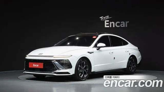 Hyundai Sonata (DN8) 2.0 Exclusive