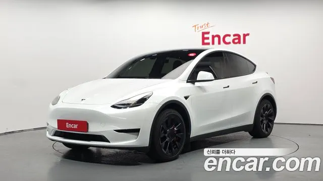 Tesla Y RWD