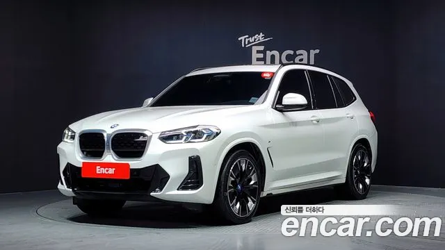 BMW iX3 M