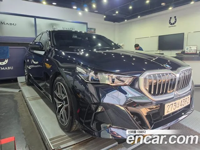 BMW 5 (G60) 520i M