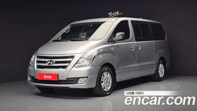 Hyundai Grand Starex 12