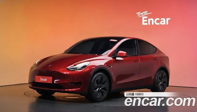 Tesla Y RWD