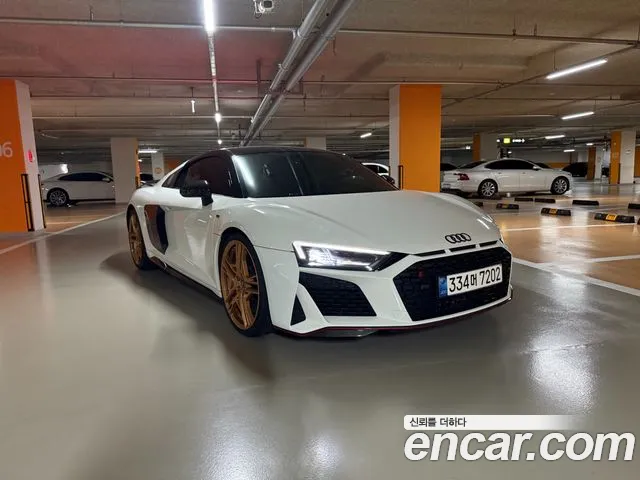 Audi R8 (4S) 5.2 V10