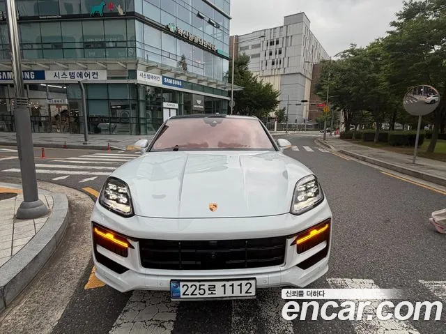 Porsche Cayenne (PO536) 3.0 E-Hybrid