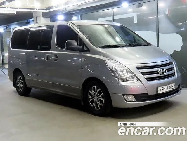 Hyundai Grand Starex 11