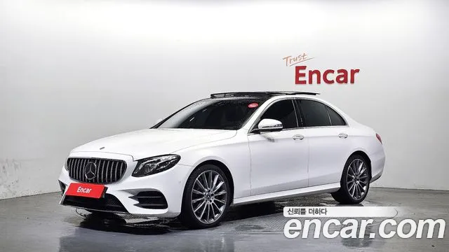 Mercedes-Benz E- W213 E350 4MATIC AMG Line